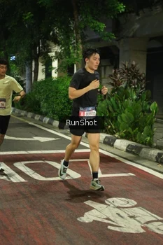 Runner Photo 4204382