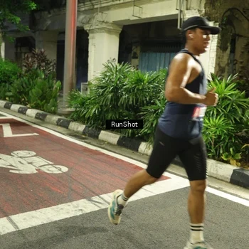 Runner Photo 4204412