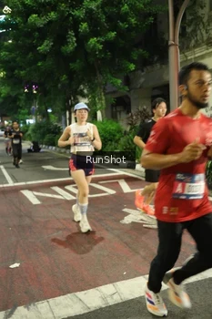 Runner Photo 4204489