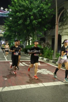 Runner Photo 4204559