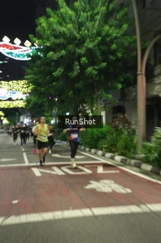 Runner Photo 4204607