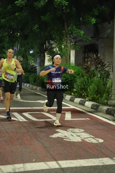 Runner Photo 4204611