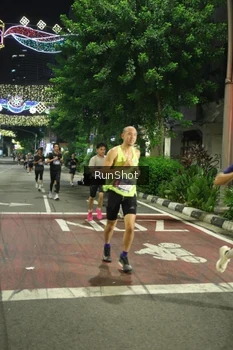 Runner Photo 4204627