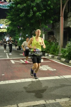 Runner Photo 4204632