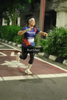 Runner Photo 4204633