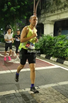 Runner Photo 4204637