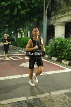Runner Photo 4204901