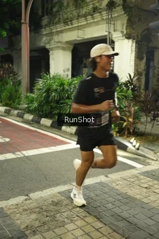 Runner Photo 4204904
