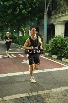 Runner Photo 4204906