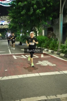Runner Photo 4204917
