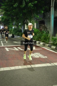 Runner Photo 4204919