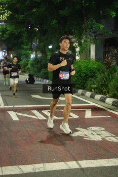 Runner Photo 4204941