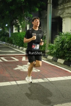 Runner Photo 4204948