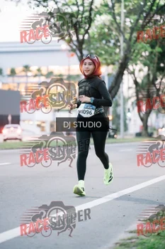 Runner Photo 420497