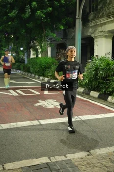 Runner Photo 4204985
