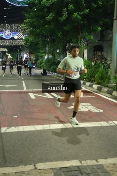 Runner Photo 4205108