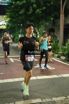 Runner Photo 4205156