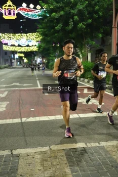 Runner Photo 4205168