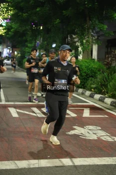 Runner Photo 4205170