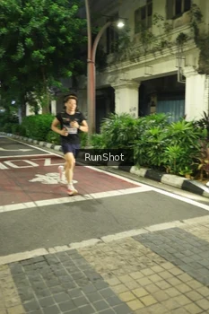 Runner Photo 4205197