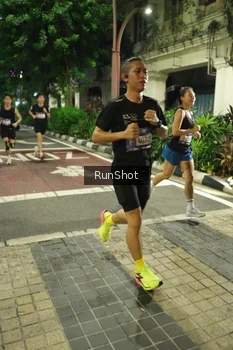 Runner Photo 4205240