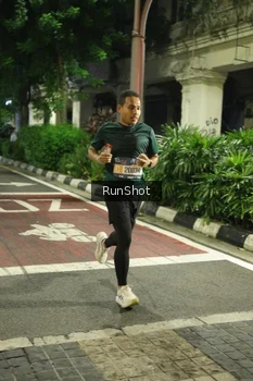 Runner Photo 4205308