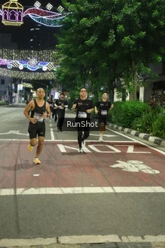 Runner Photo 4205311