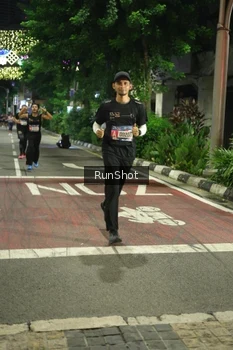 Runner Photo 4205350