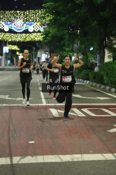 Runner Photo 4205364