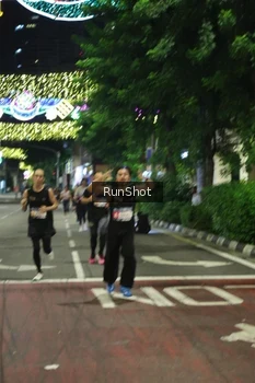 Runner Photo 4205367