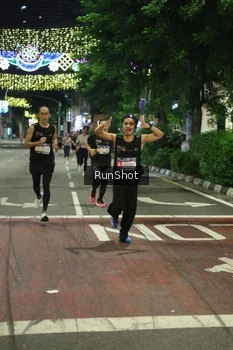 Runner Photo 4205372