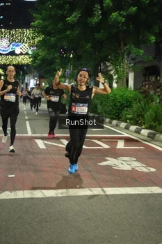 Runner Photo 4205382