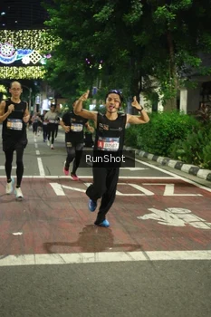 Runner Photo 4205386