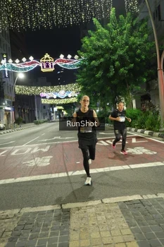 Runner Photo 4205410