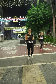 Runner Photo 4205411