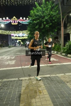 Runner Photo 4205417