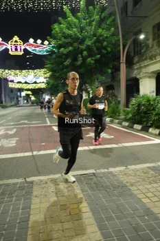 Runner Photo 4205421