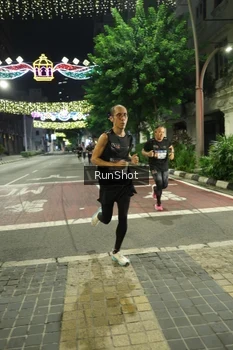Runner Photo 4205425