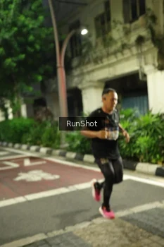 Runner Photo 4205434