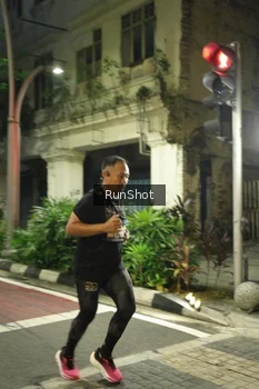 Runner Photo 4205436