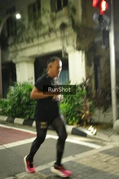 Runner Photo 4205440