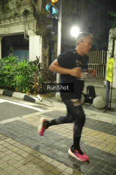 Runner Photo 4205443