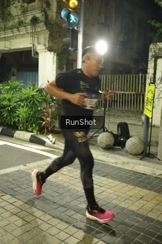 Runner Photo 4205447