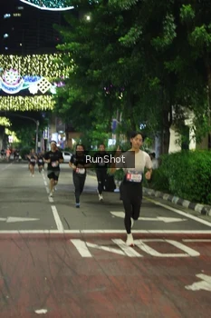 Runner Photo 4205451