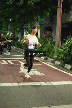 Runner Photo 4205469