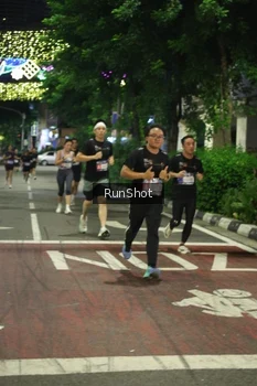 Runner Photo 4205489
