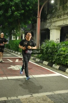 Runner Photo 4205503