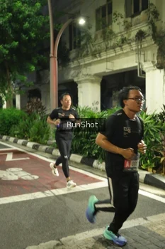 Runner Photo 4205513