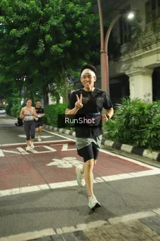 Runner Photo 4205523