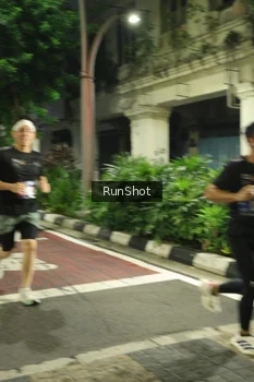 Runner Photo 4205529